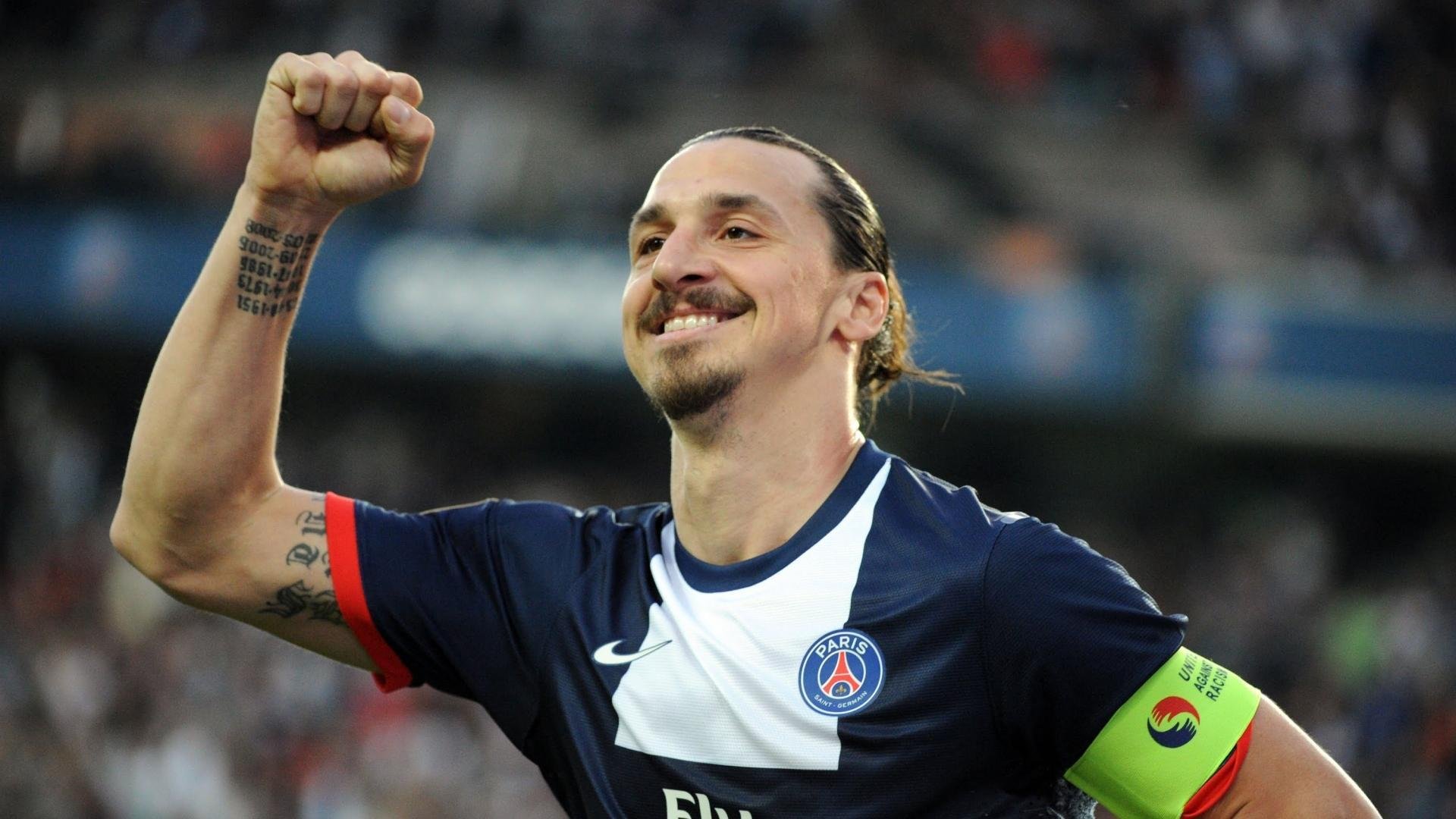 《冠军战队的秘密武器：团队战略分析》，冠军战队名字